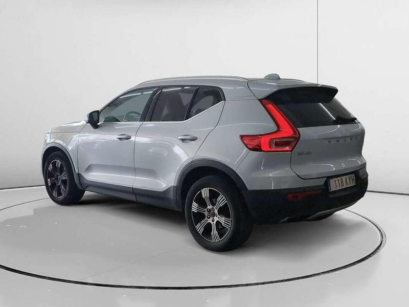 Usado Volvo XC40 Inscription 150 CV (110 kW) 2019 Gris SUV