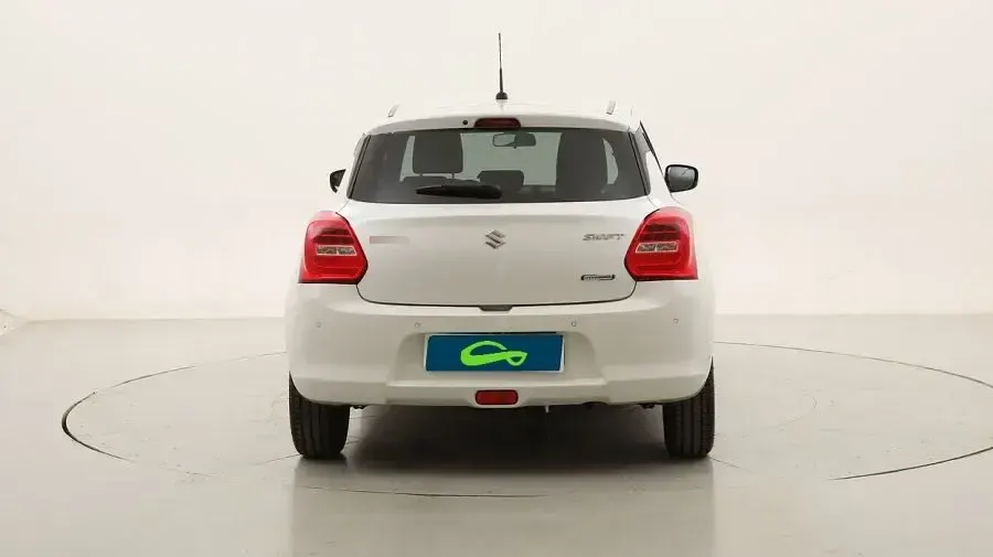 Usado Suzuki Swift GLX 83 CV (61 kW) 2023 Utilitario
