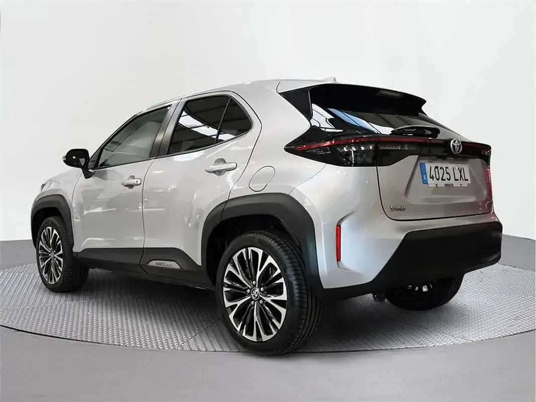 Usado Toyota Yaris Cross Style 116 CV (85 kW) 2022 SUV