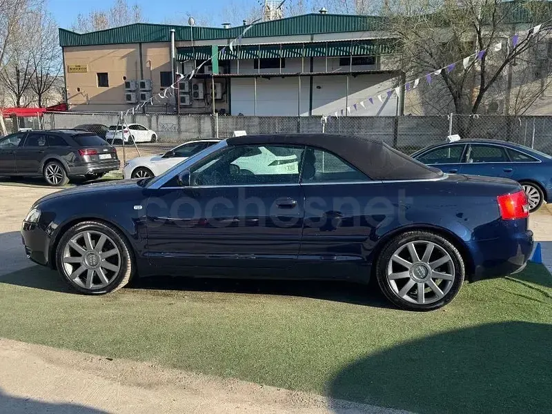 Usado Audi A4 Cabriolet 163 CV (119 kW) 2004 Negro Descapotable