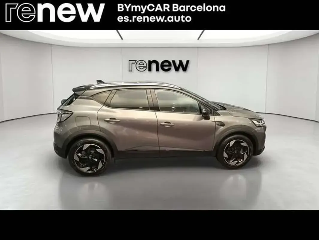 Usado Renault Captur Techno 101 CV (74 kW) 2025 Gris SUV