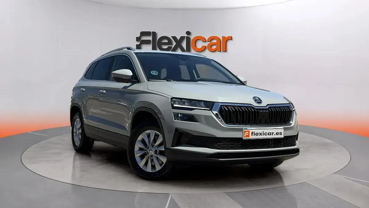 Usado Skoda Karoq 150 CV (110 kW) 2024 SUV