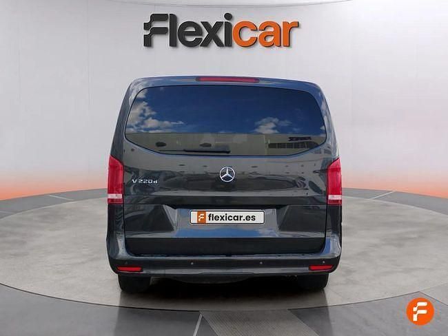 Usado Mercedes V220 Avantgarde 163 CV (119 kW) 2022 Negro Monovolumen