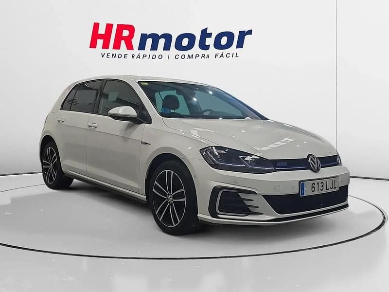 Usado 2020 VW Golf VII GTE | 20.290 € (Buen precio) - Imagen 1/4