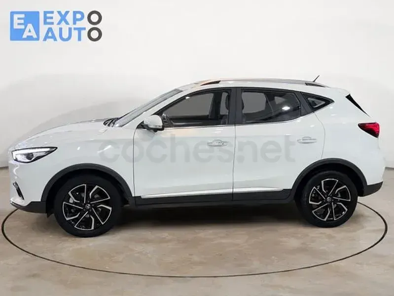 Usado MG ZS Luxury 111 CV (81 kW) 2023 Blanco SUV