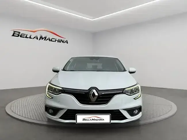 Usado Renault Mégane Business 115 CV (84 kW) 2020 Blanco Berlina