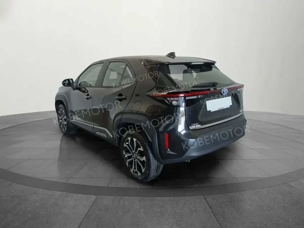 Nuevo Toyota Yaris Hybrid Style 130 CV (95 kW) 2025 Negro