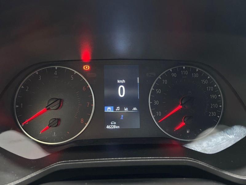 Usado Renault Clio V Equilibre 100 CV (73 kW) 2023 Negro Berlina