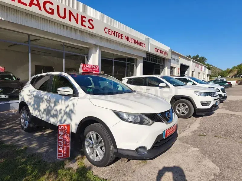 Usado Nissan Qashqai N-TEC 115 CV (84 kW) 2014 Blanco SUV