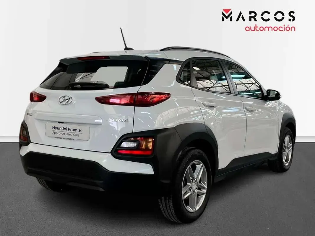 Usado Hyundai Kona 120 CV (88 kW) 2018 Blanco SUV