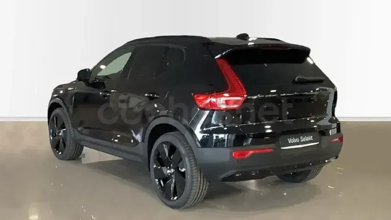 Nuevo Volvo XC40 Ultra 163 CV (119 kW) 2026 Negro SUV