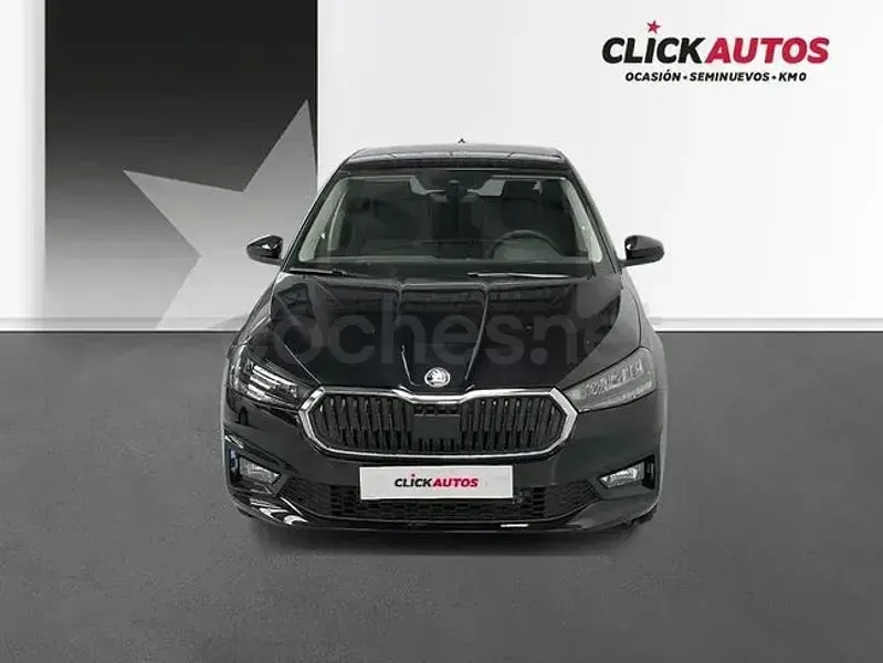 Usado Skoda Fabia Selection 95 CV (69 kW) 2025 Negro Utilitario