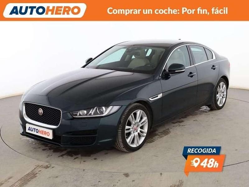 Usado Jaguar XE Prestige 179 CV (131 kW) 2016 Verde Berlina