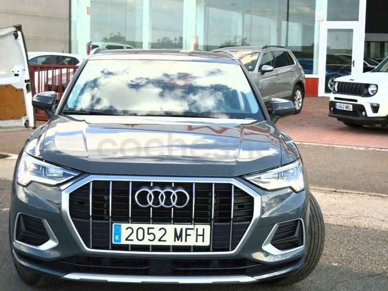 Usado Audi Q3 Advanced Plus 150 CV (110 kW) 2023 Gris / plata SUV
