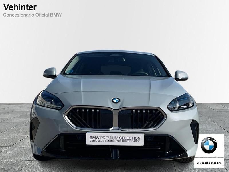 Usado BMW 120 Comfort Edition 190 CV (139 kW) 2025 Utilitario