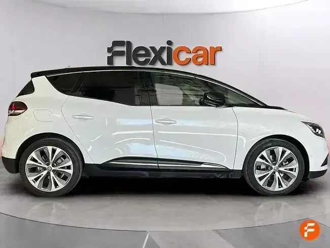 Usado Renault Scénic Intens 110 CV (80 kW) 2018 Blanco