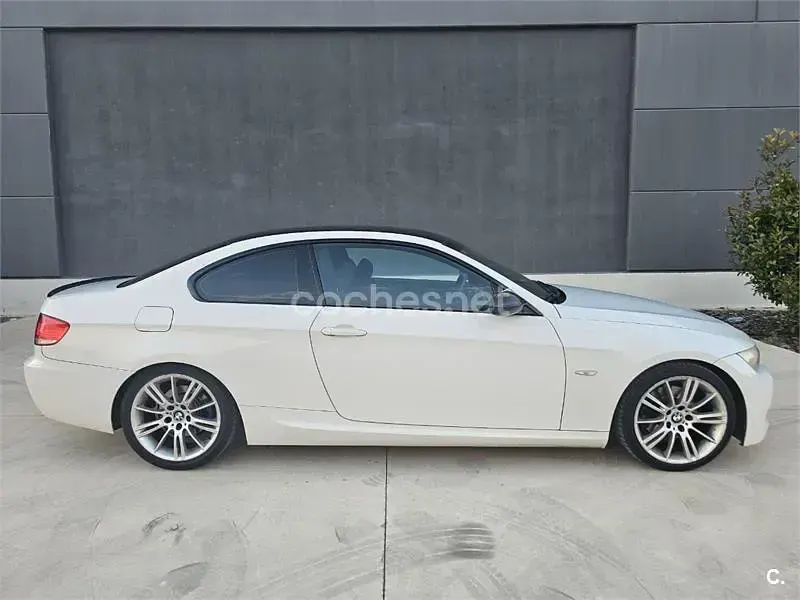 Usado BMW 320 177 CV (130 kW) 2008 Blanco Coupe
