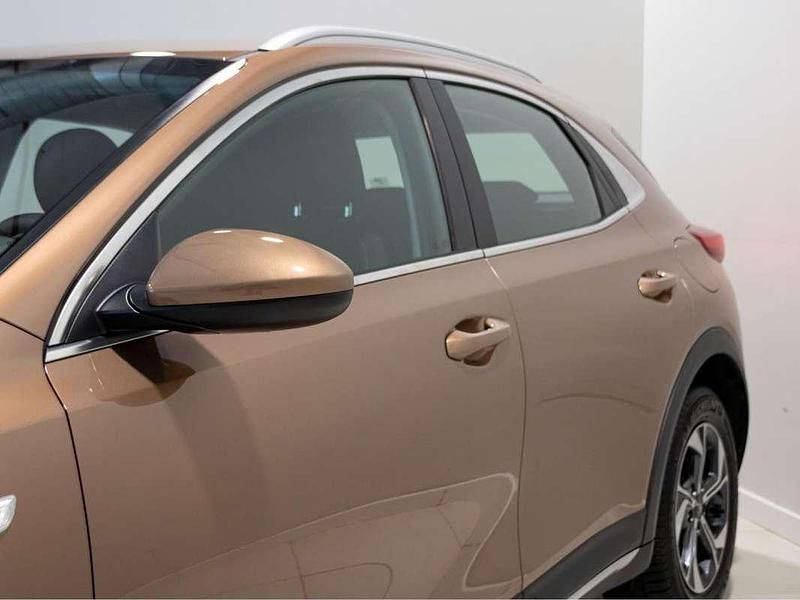 Usado Kia XCeed 120 CV (88 kW) 2022 Amarillo SUV