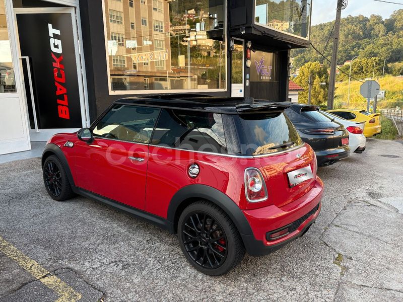 Rojo Usado 2011 Mini John Cooper Works Coupé Coupe | 18.700 € - Imagen 1/4