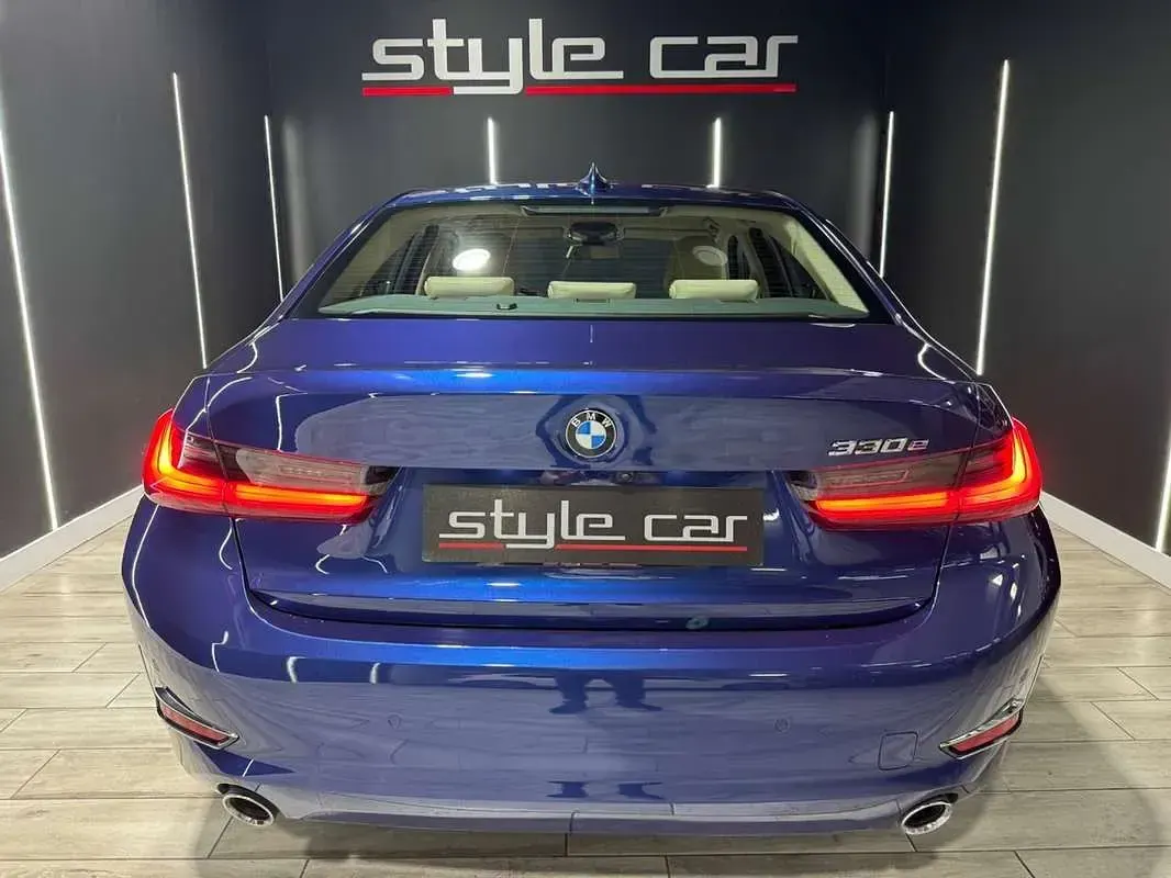 Usado BMW 330e Comfort Edition 292 CV (214 kW) 2020 Azul Berlina