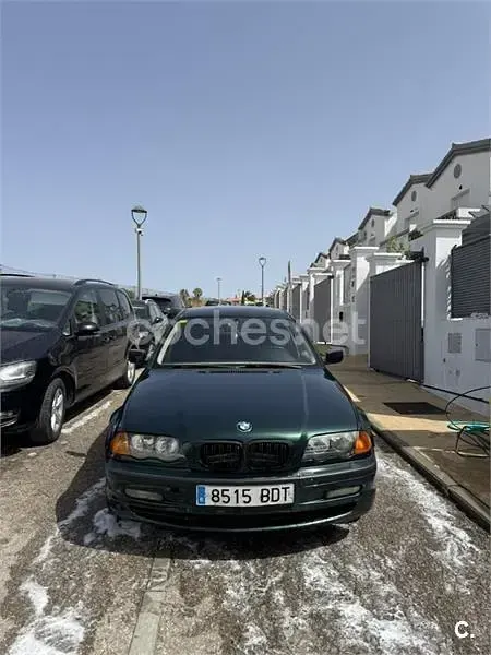 Usado BMW 320 136 CV (100 kW) 1999 Verde Berlina