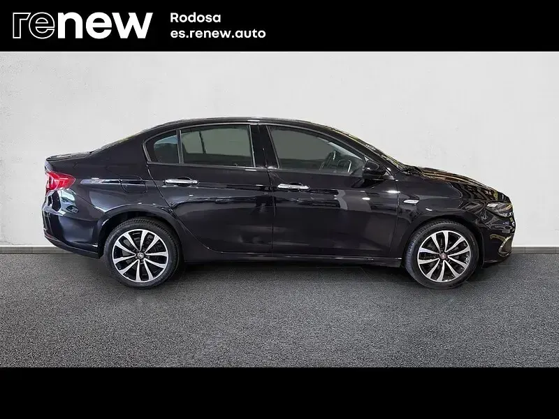 Usado Fiat Tipo Lounge 95 CV (69 kW) 2018 Negro Berlina