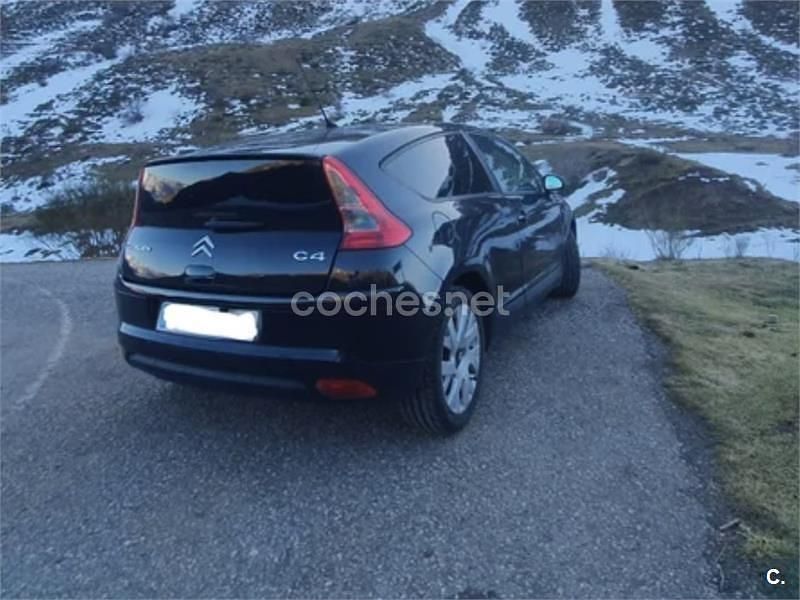 Usado Citroën C4 VTR Sport 110 CV (80 kW) 2007 Negro Berlina