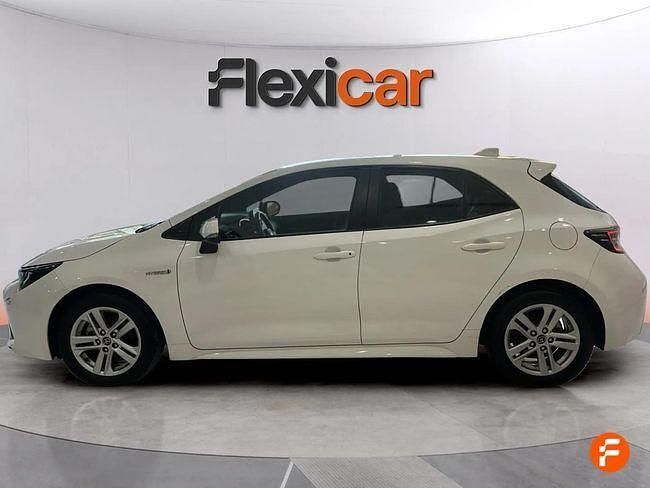 Usado Toyota Corolla Active 122 CV (89 kW) 2020 Blanco Berlina