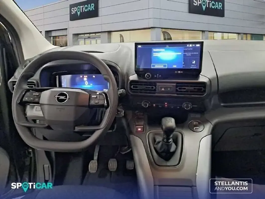 Usado Opel Combo S 101 CV (74 kW) 2025 Verde Monovolumen