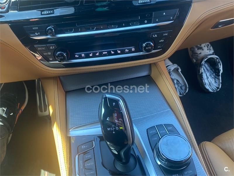 Usado BMW M550 530 CV (389 kW) 2011 Blanco Berlina