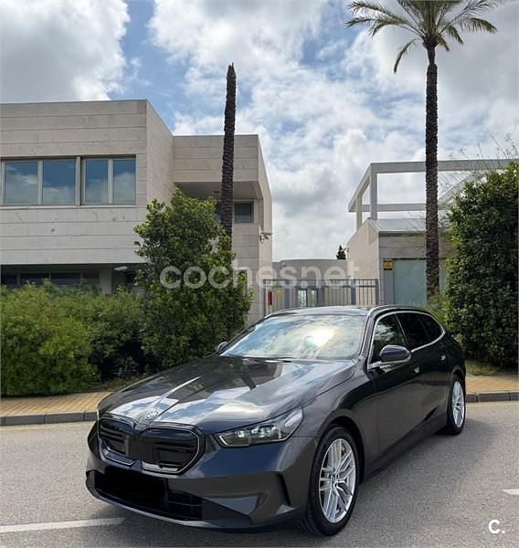 Usado BMW i5 250 kW (340 HP) 2024 Eléctrico Carrinha
