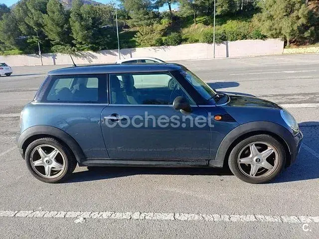 Usado Mini ONE 75 CV (55 kW) 2010 Gris / plata Utilitario