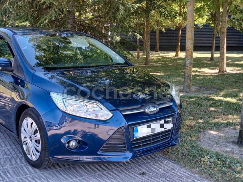 Azul Usado 2011 Ford Focus Titanium Berlina | 5990 € (Buen precio) - Imagen 1/4