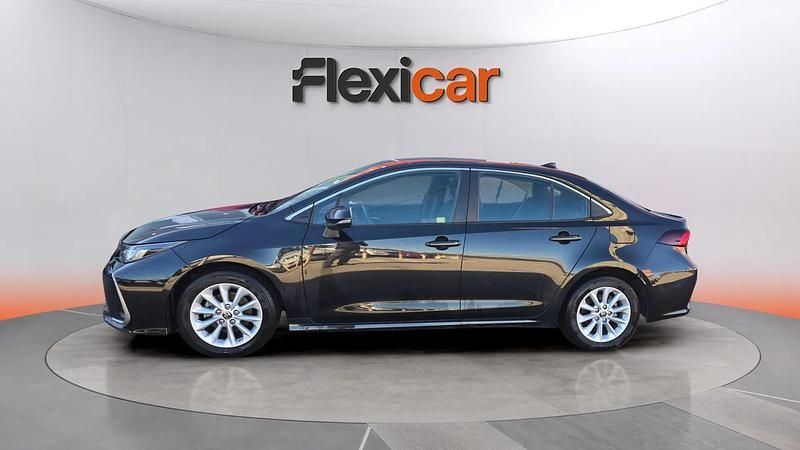Usado Toyota Corolla Active 125 CV (91 kW) 2023 Negro Berlina