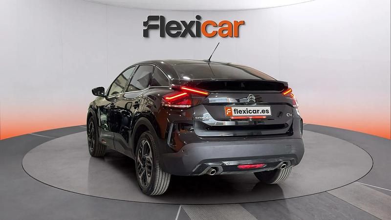 Begagnad Citroën C4 Feel 131 HK (96 kW) 2022 Svart Sedan