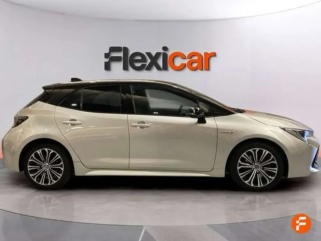 Usado Toyota Corolla Advance 180 CV (132 kW) 2020 Gris Berlina