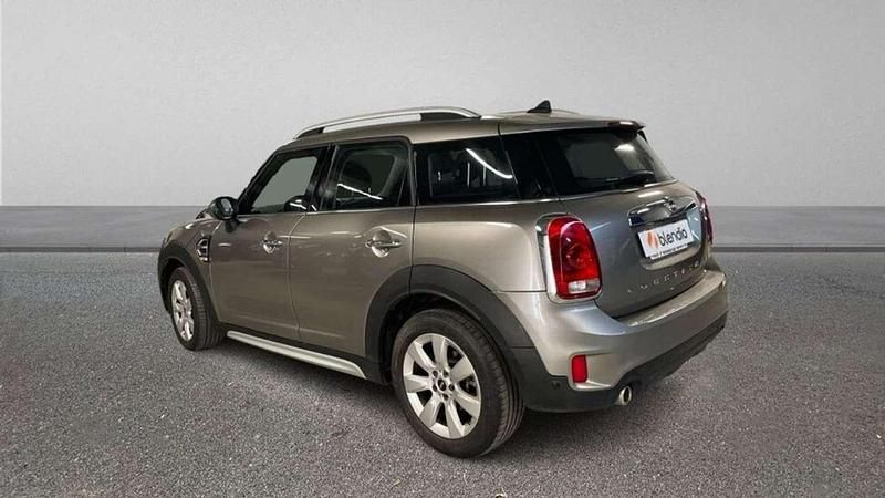 Usado Mini ONE 117 CV (86 kW) 2018 Gris Utilitario