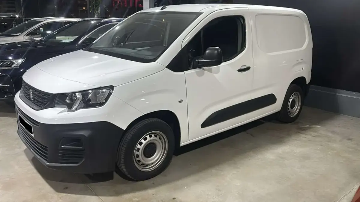 Usado Peugeot Partner S 102 CV (75 kW) 2024 Blanco Monovolumen