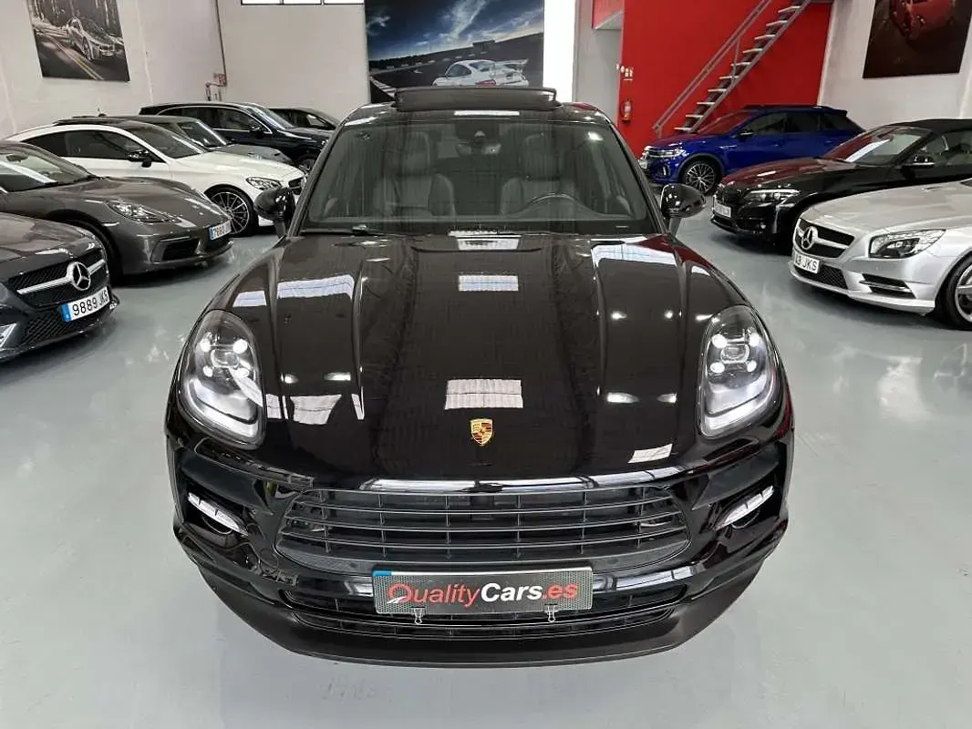 Usado Porsche Macan 245 CV (180 kW) 2021 Negro SUV