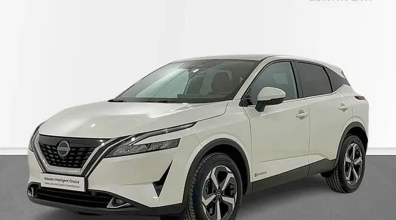 Usado Nissan Qashqai N-Connecta 190 CV (139 kW) 2023 White pear SUV