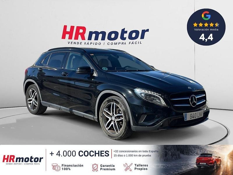 Usado Mercedes GLA200 Urban 136 CV (100 kW) 2016 Negro SUV