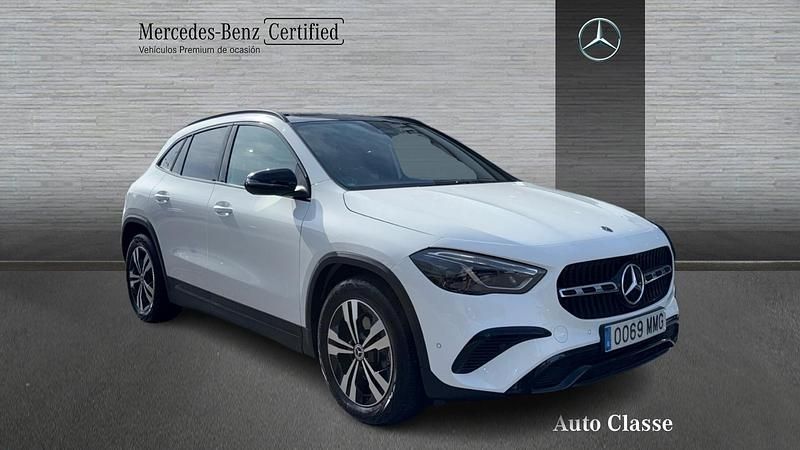 Usado Mercedes GLA200 Progressive 150 CV (110 kW) 2023 Blanco polar SUV