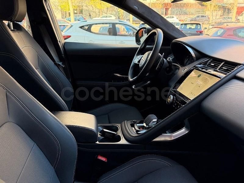 Usado Jaguar E-Pace R-Dynamic 160 CV (117 kW) 2021 Gris / plata SUV