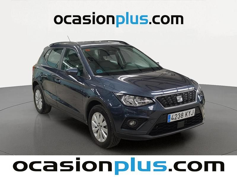 Usado Seat Arona Ecomotive 115 CV (84 kW) 2019 Gris SUV