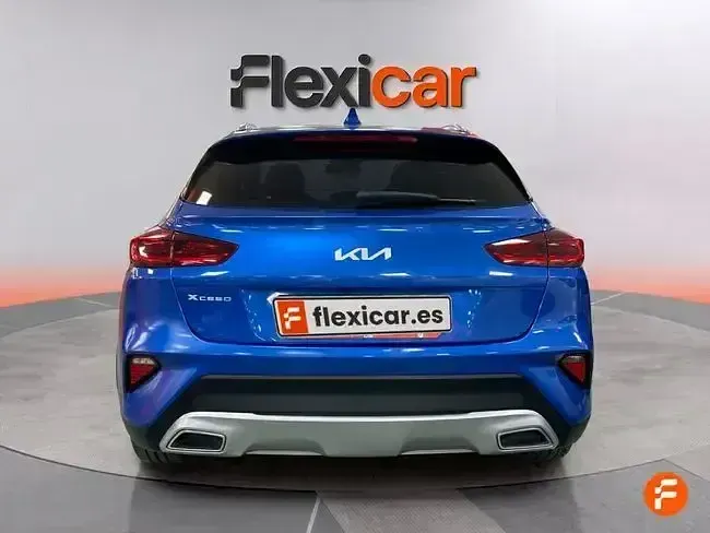 Usado Kia XCeed 120 HP (88 kW) 2022 Azul SUV