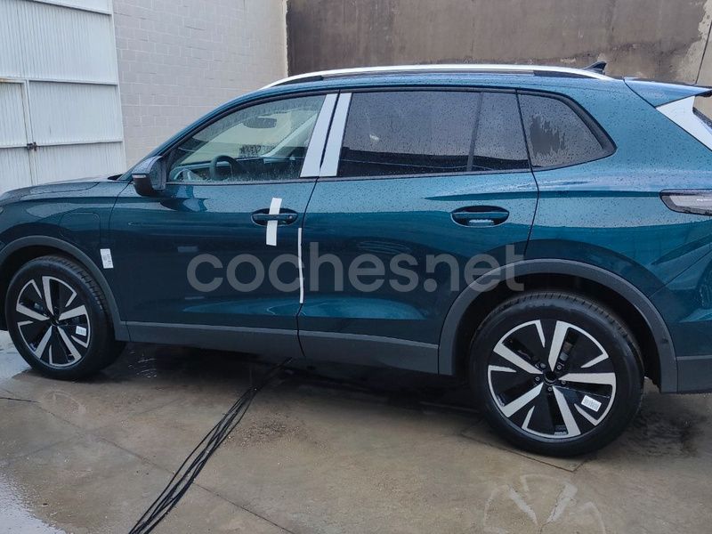 Nuevo VW Tiguan 204 CV (150 kW) 2025 Azul SUV
