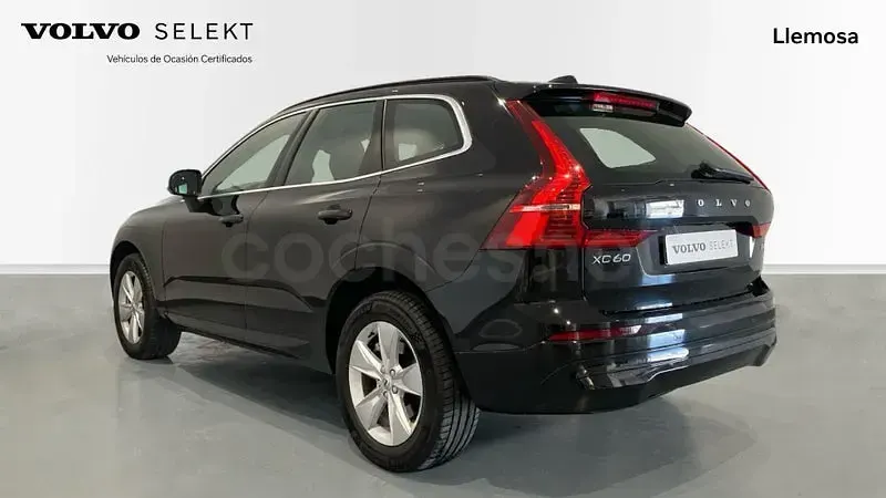 Usado Volvo XC60 Core 197 CV (144 kW) 2023 Negro SUV