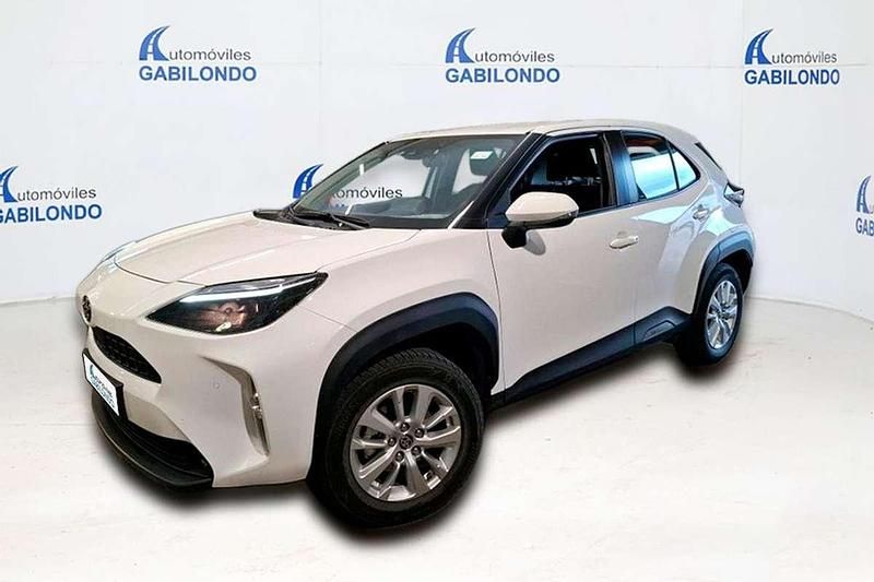 Blanco Usado 2022 Toyota Yaris Cross Business Edition SUV | 22.900 € (Precio justo) - Imagen 1/4