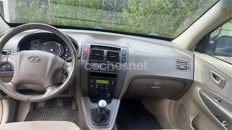 Usado Hyundai Tucson Comfort 140 CV (102 kW) 2007 Negro SUV