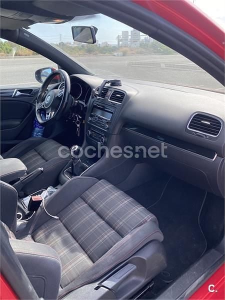 Usado VW Golf VI GTI 210 CV (154 kW) 2010 Rojo Utilitario